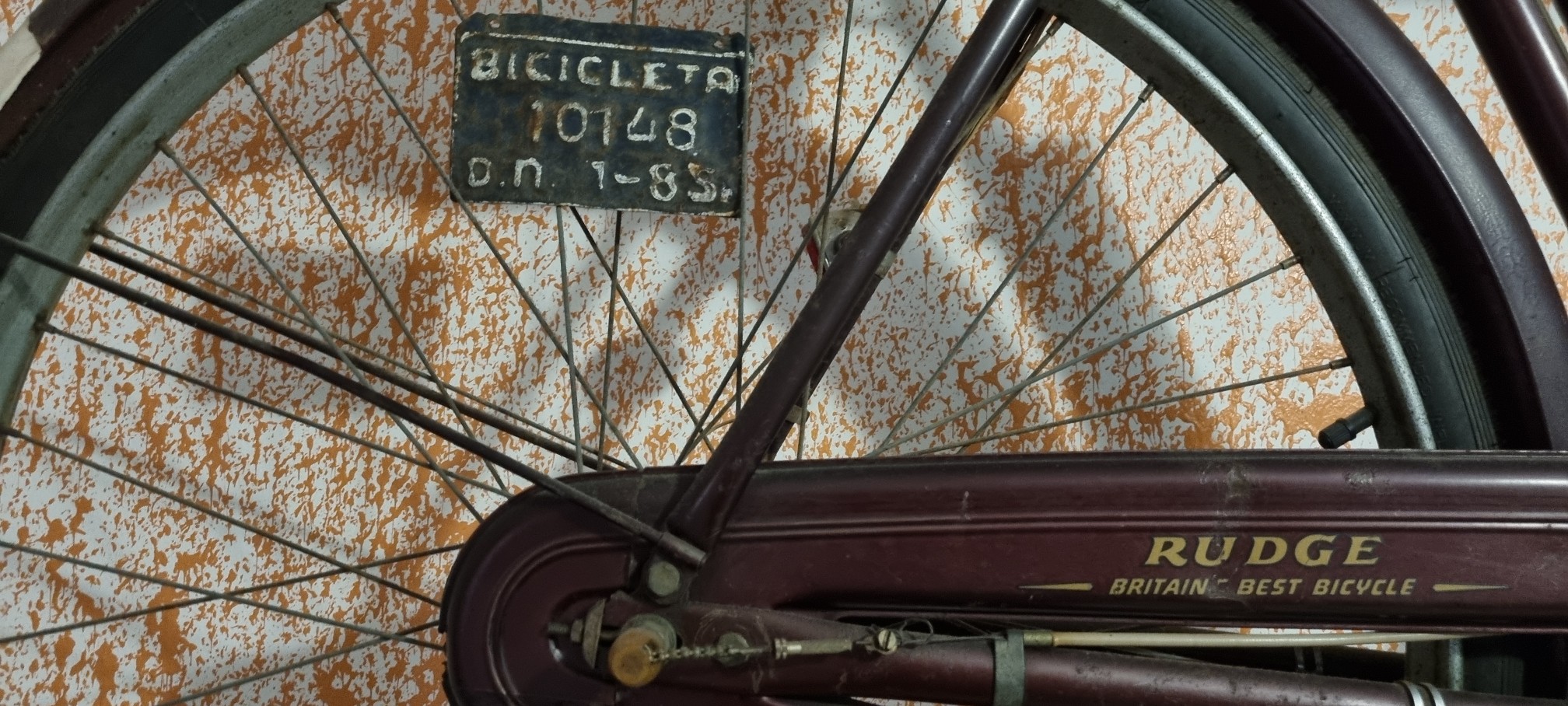 hobby y coleccion - Bicicleta Antigua Rudge (vaca) 1969 decorativa aro 700 (29)