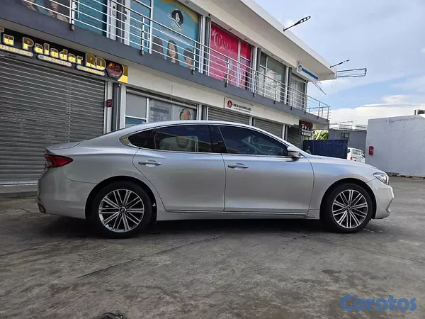 carros - HYUNDAI GRANDEUR 2018 GRIS 9
