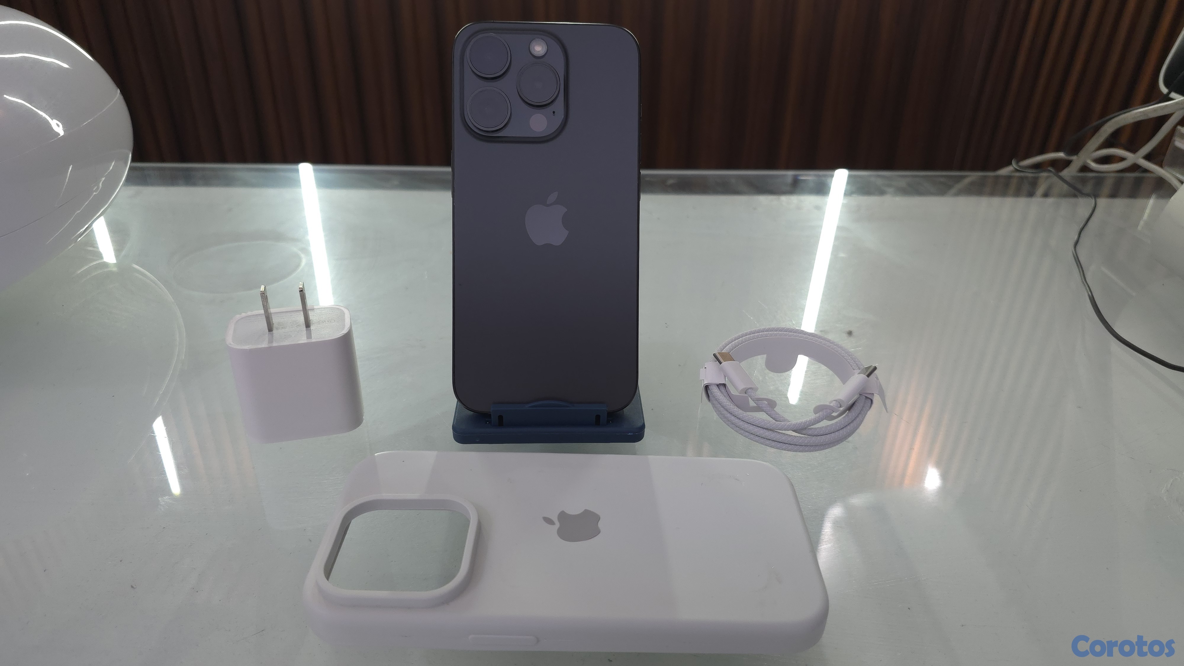 celulares y tabletas - iPhone 15 Pro 256GB Negro desbloqueado Factory 2