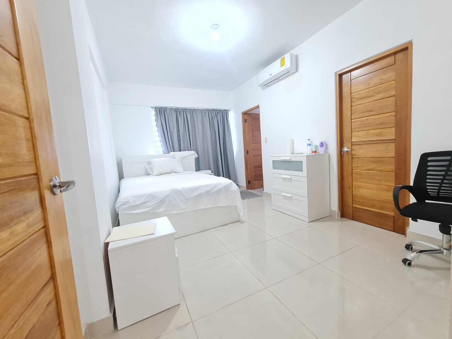 apartamentos - Avenida independencia,  Sector el Cacique. Distrito Nacional,  Rep Dom.


 7