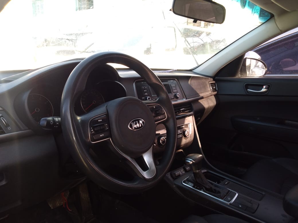 carros - KIA K5 2017 BLANCODESDE: RD$ 710,100.00 4