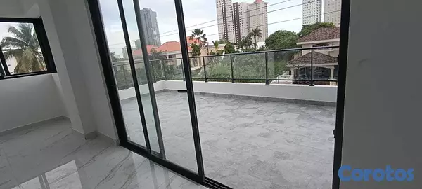 apartamentos - Los Cacicazgos, Amplio apartamento en 2da con terraza 3hab 3