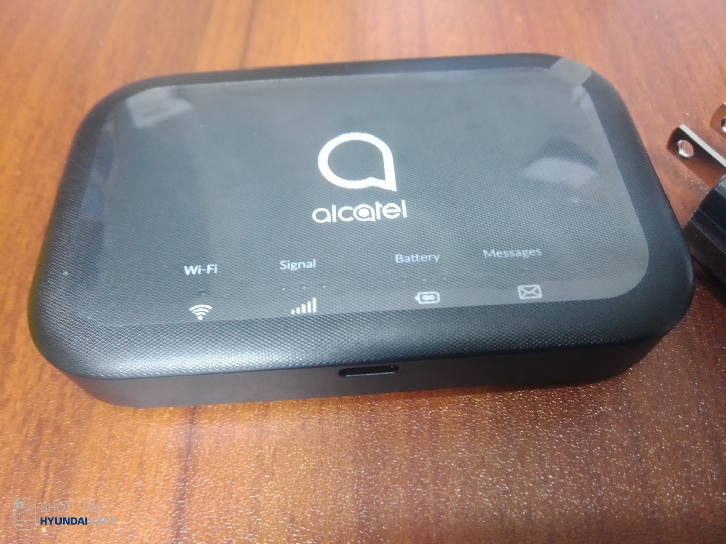 accesorios para electronica - Modem portatil Alcatel, puedes usarlo como power bank
 2