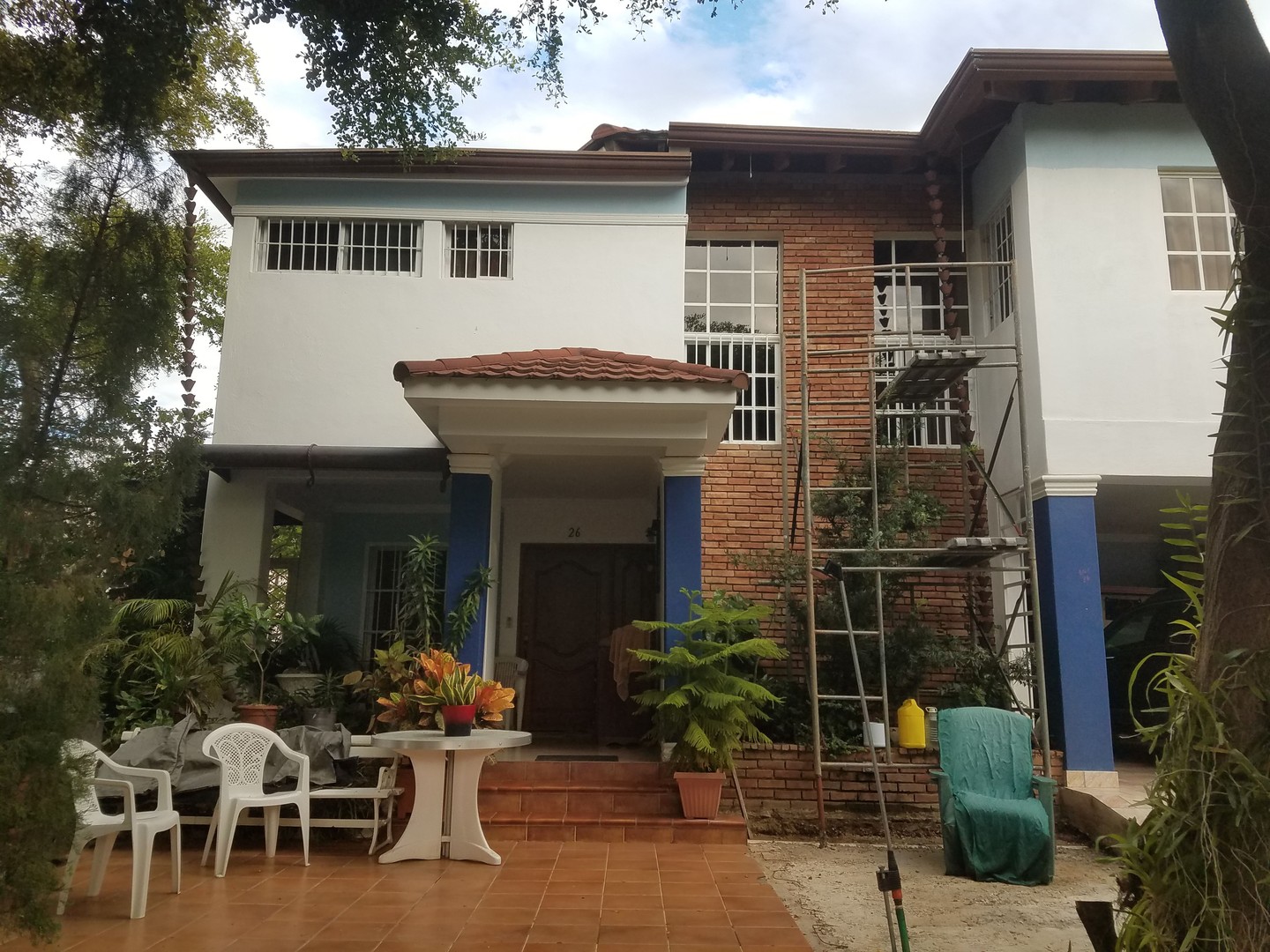 casas - DE OPORTUNIDAD: 2 Casas En 1 En Urbanizacion Privada En La Barranquita
