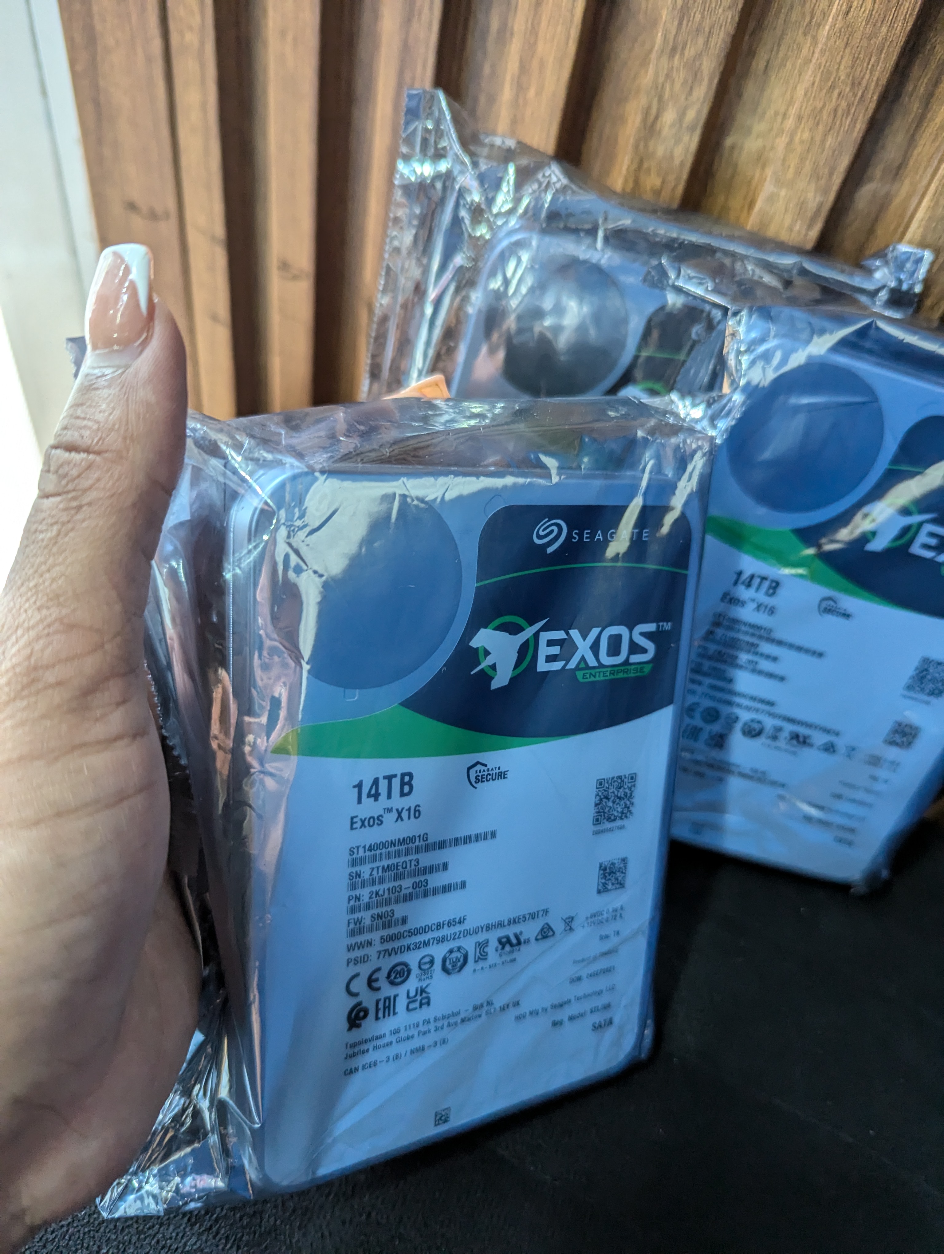 computadoras y laptops - Disco duro de 14TB Nuevos... 4