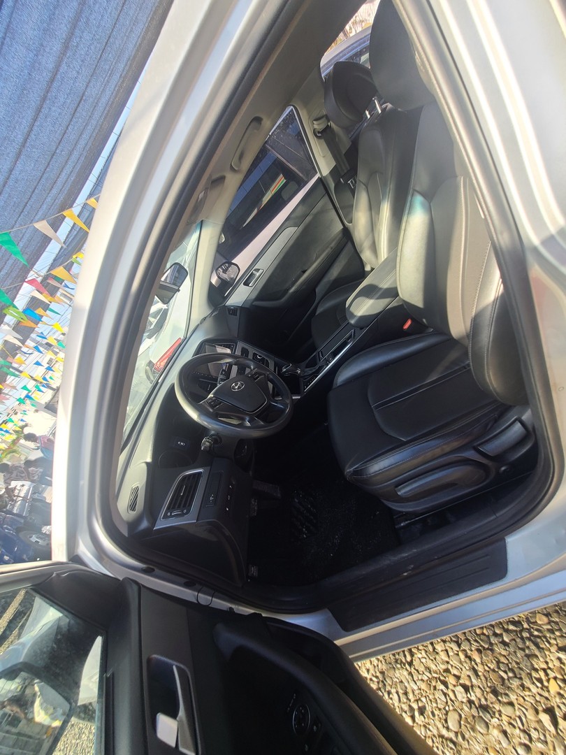 carros - HYUNDAI SONATA NEW RISE 2019 GRIS 3