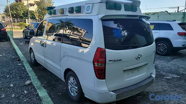 otros vehiculos - Hyundai Grand Starex AMBULANCIA 2013 3
