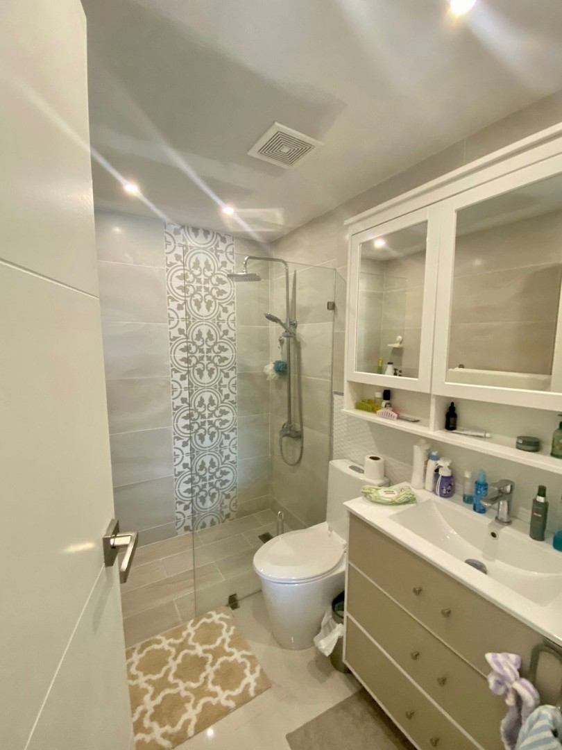 apartamentos - De Oportunidad en Venta Apartamento En Piantini 2DO Piso 6