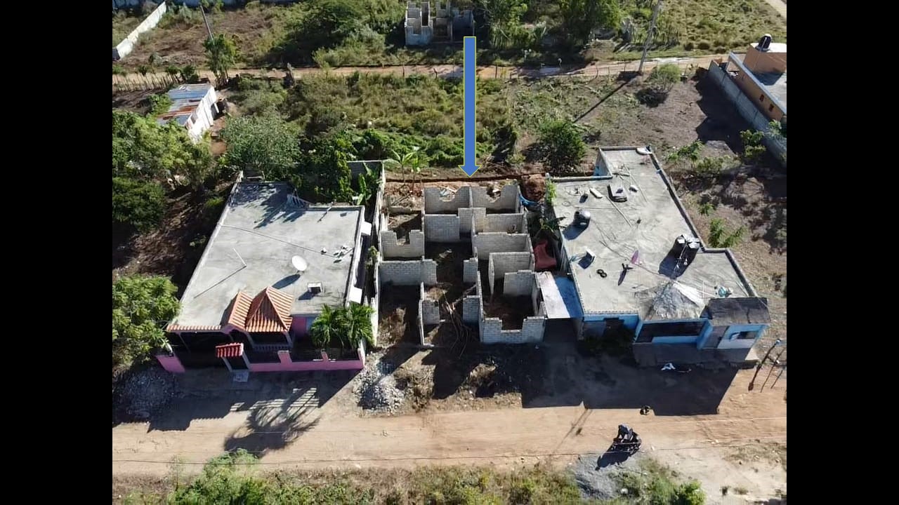 casas - Se Vende Mejora con Cuatro habitaciones en Villa Coral 1