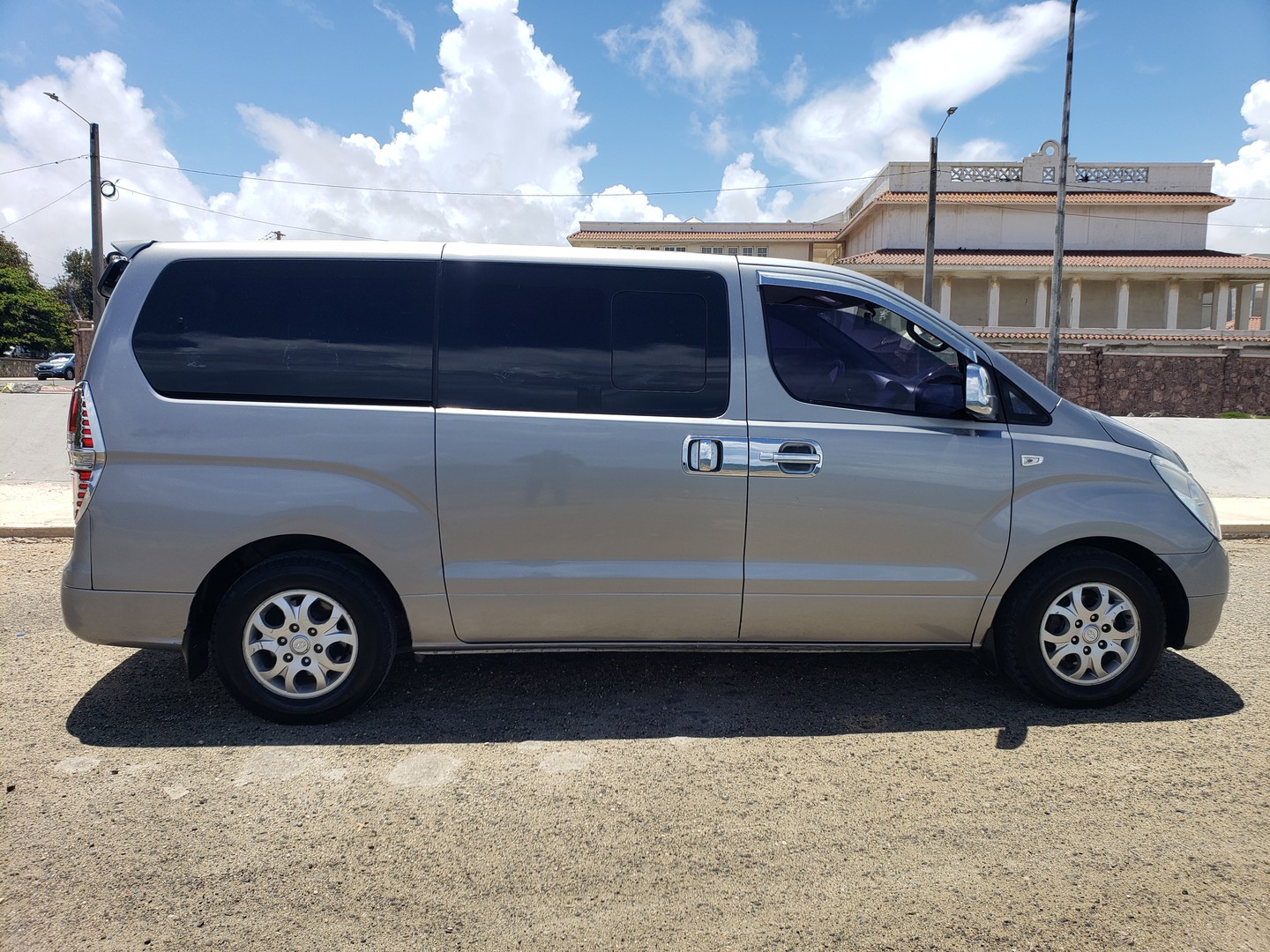otros vehiculos - rent a car, minivan hyundai starex 12 pasajeros minibus, minivan  2