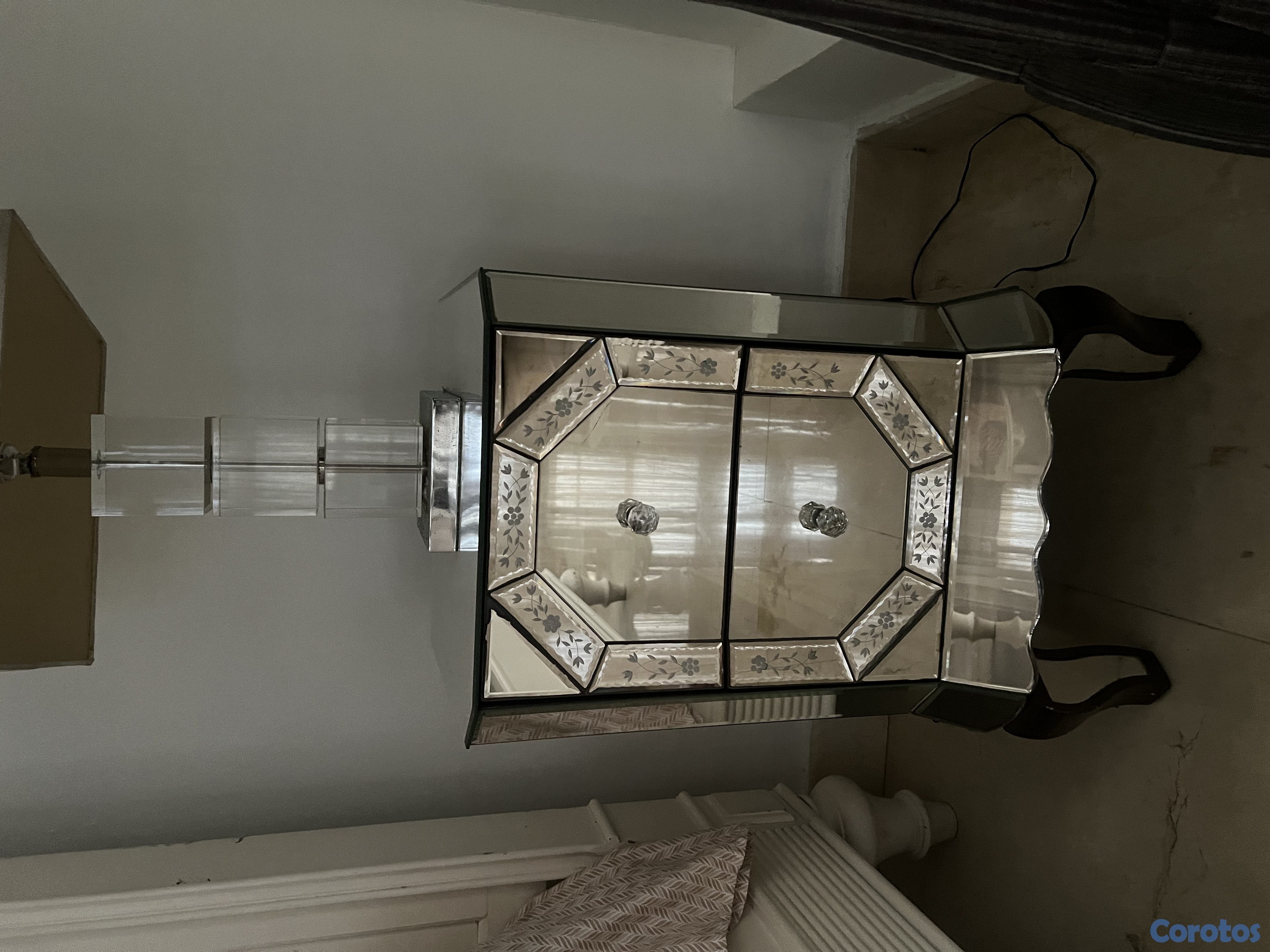 muebles y colchones - Mesitas de noche 1