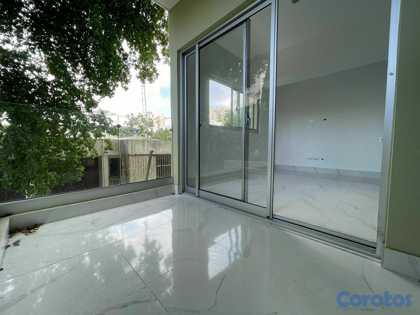 apartamentos - Vendo Apto en TORRE SHALOM ROYAL (VIII) del Ens. P 5