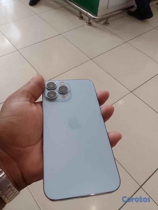 celulares y tabletas - Iphone 13 pro max  1