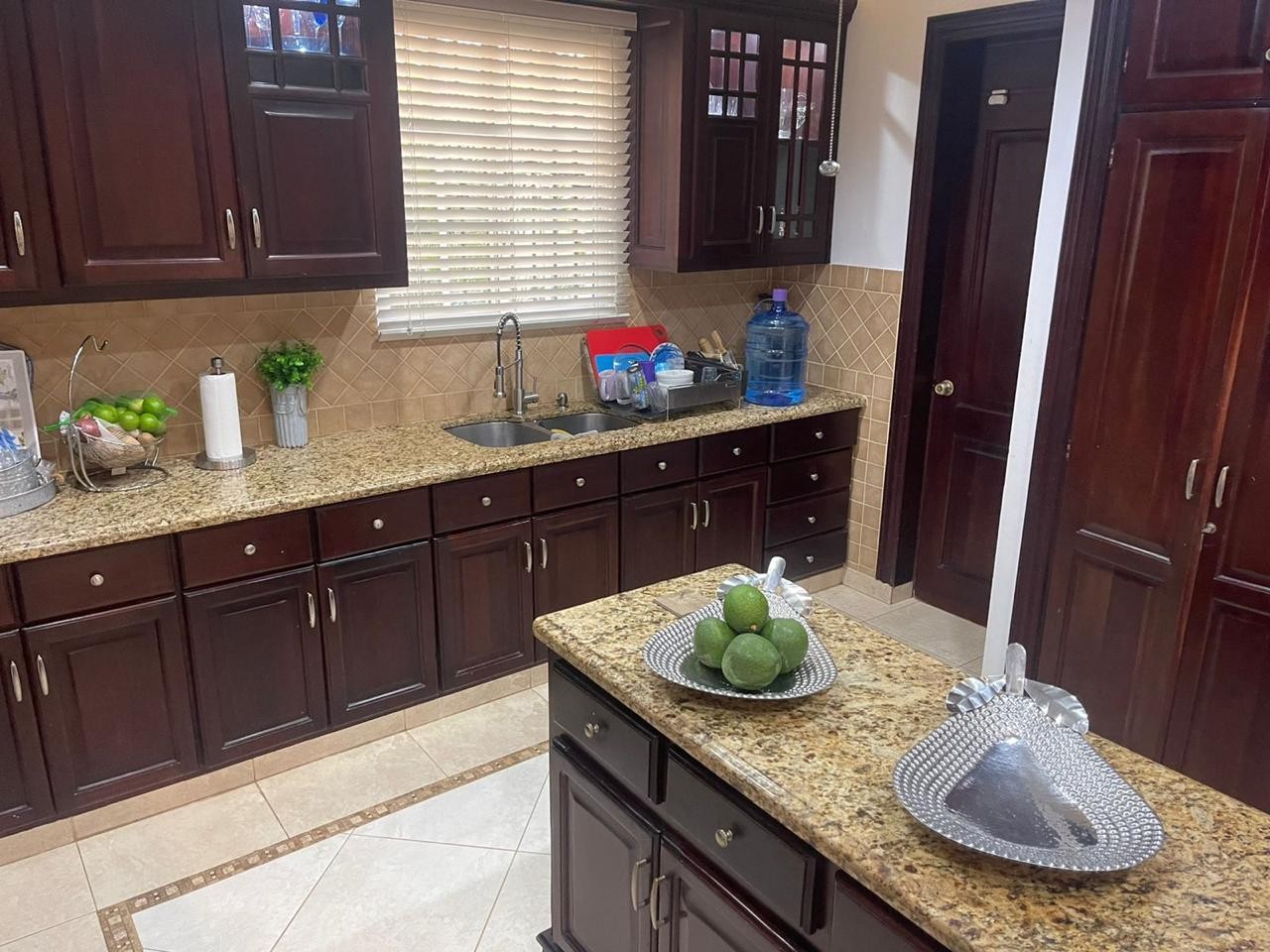 casas - Hermosa Residencia en Venta con Todo el Mobiliario  4
