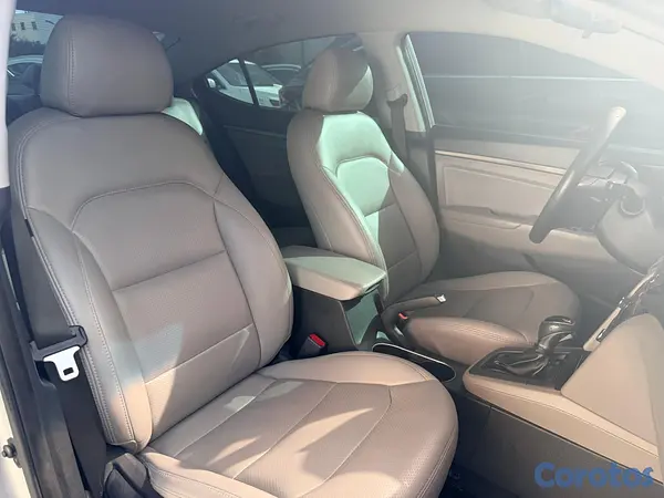 carros - Hyundai Elantra SE 2017 Americano 10
