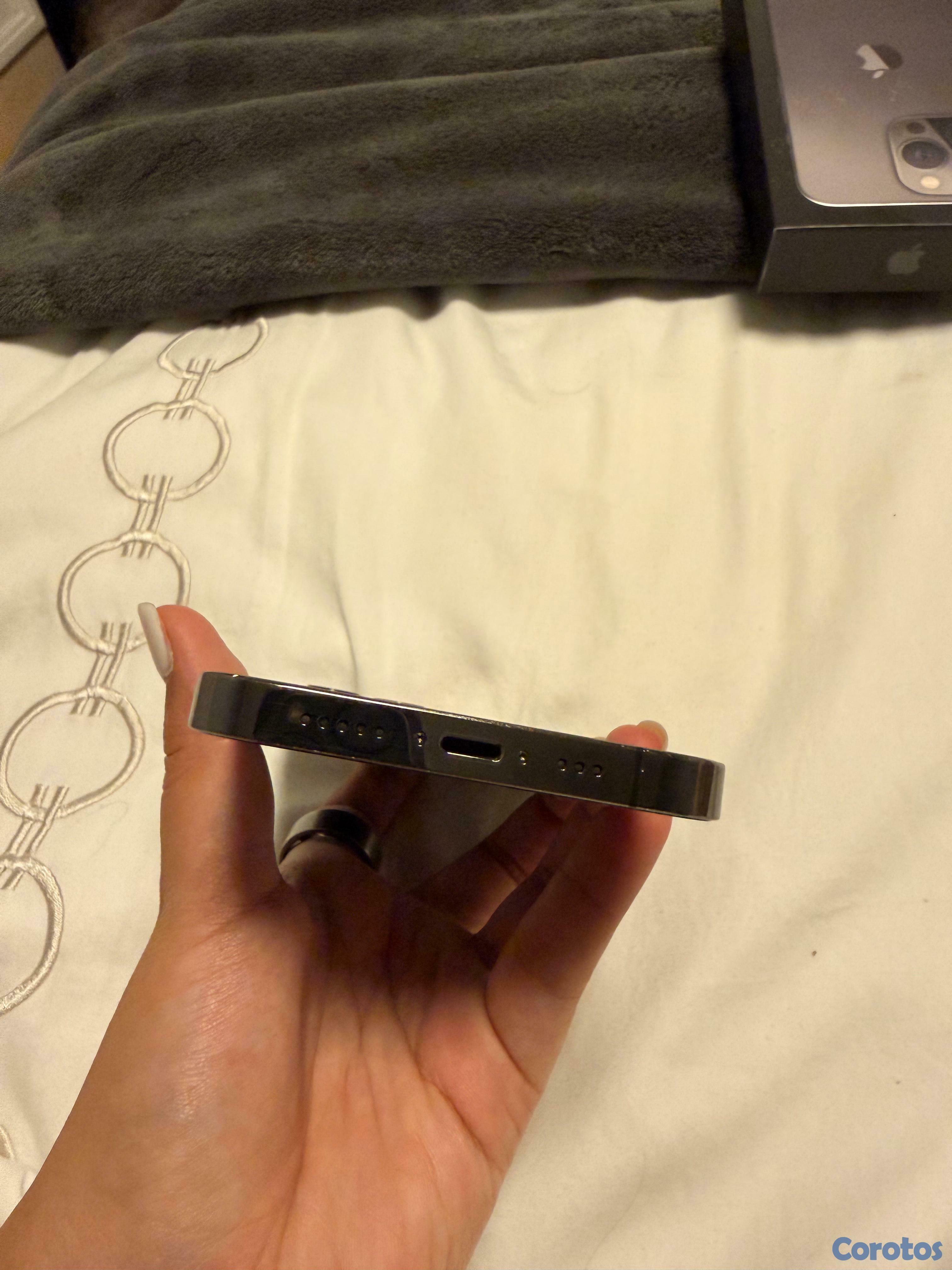 celulares y tabletas - Iphone 13 pro 256 gb Usado 4