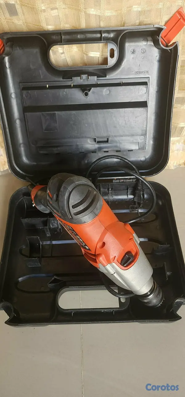 herramientas, jardines y exterior - Vendo taladro Black and Decker  2