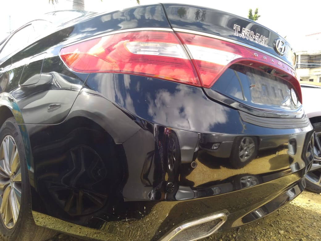 carros - GRANDEUR 2017 NEGRODESDE: RD$ 680,100.00 5
