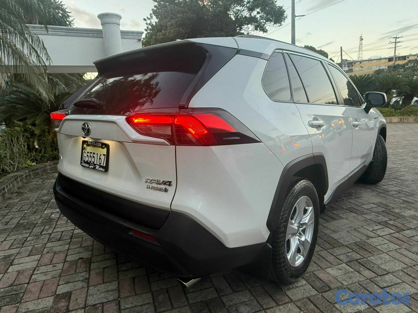 jeepetas y camionetas - Toyota rav4 2022 híbrida  7