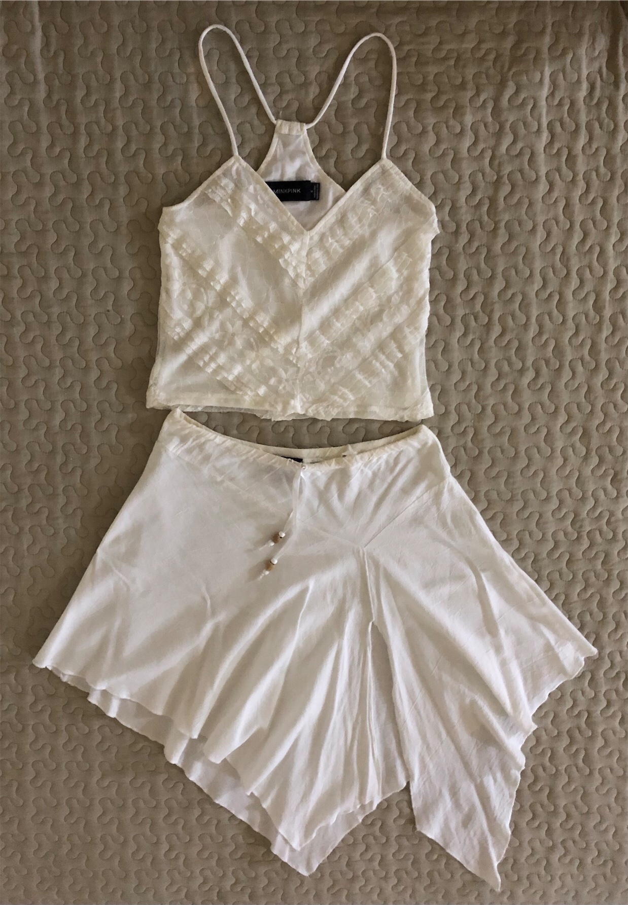 ropa para mujer - Blusita y Falda Blancas