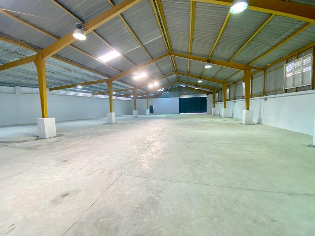 oficinas y locales comerciales - Nave de oportunidad 2