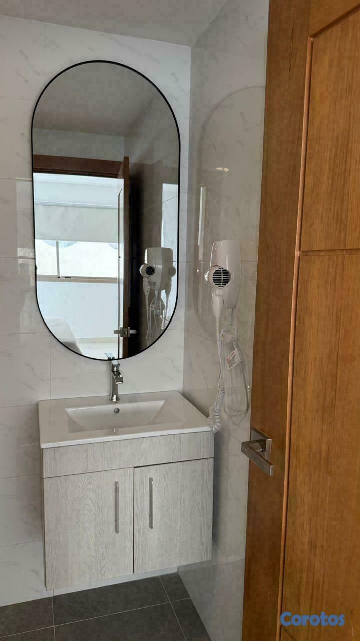 apartamentos - La Julia, Hermoso apartamento para ejecutivo o pareja, excelente Torre 8