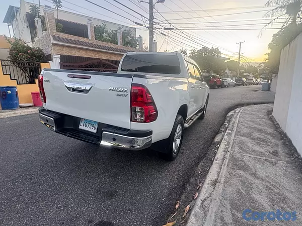 jeepetas y camionetas - nueba  6