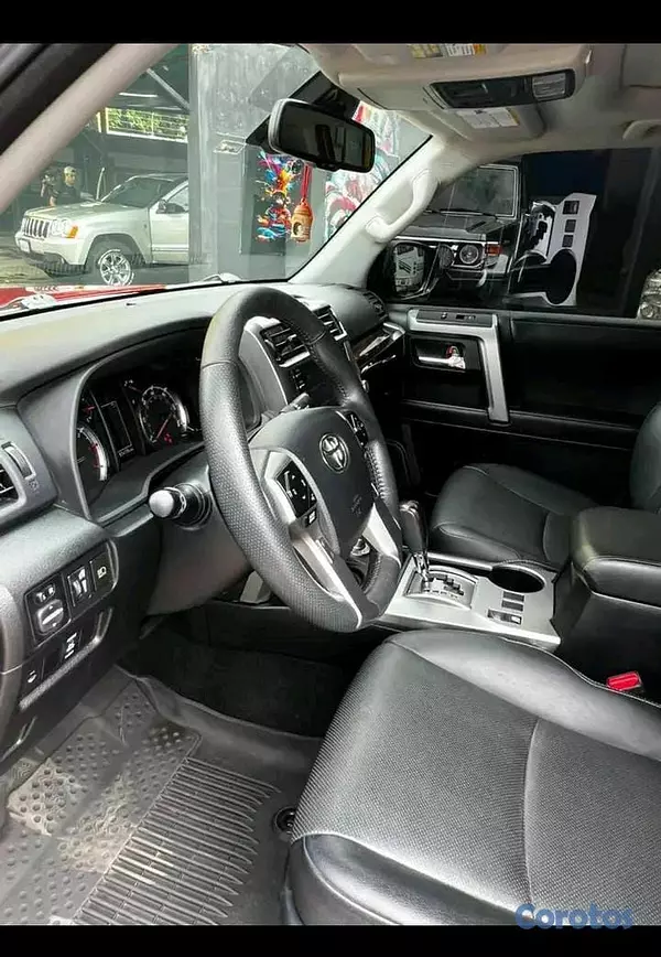 jeepetas y camionetas - venta de Jeepeta  4