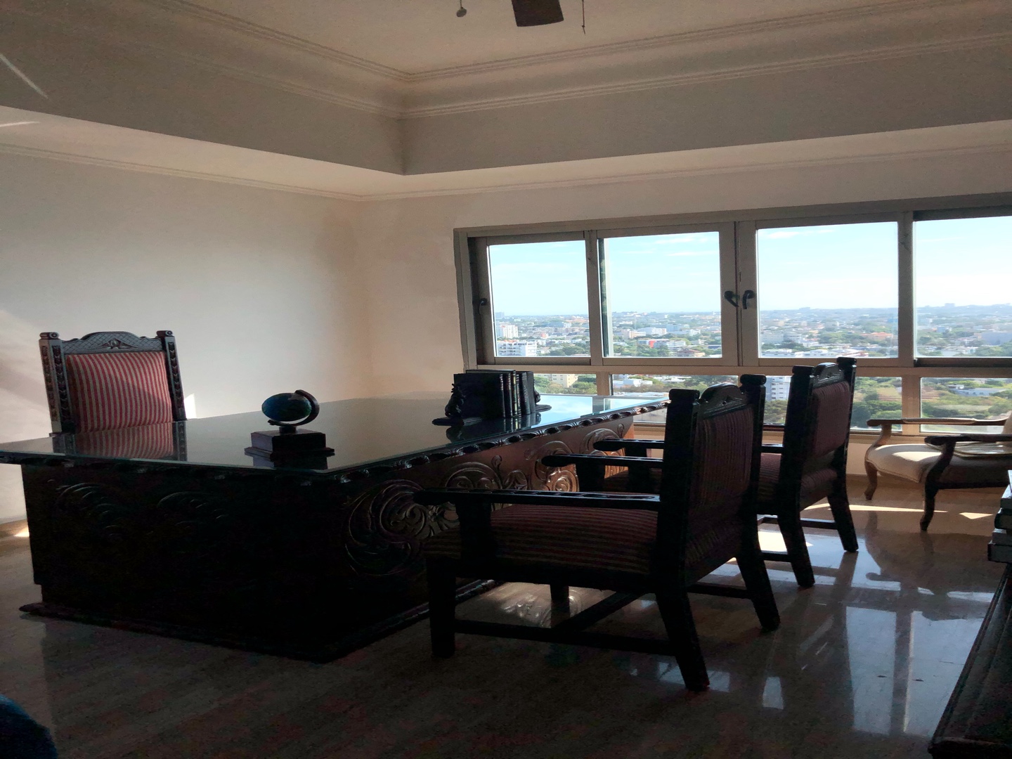 apartamentos - Vendo apto de oportunidad en malecón center 