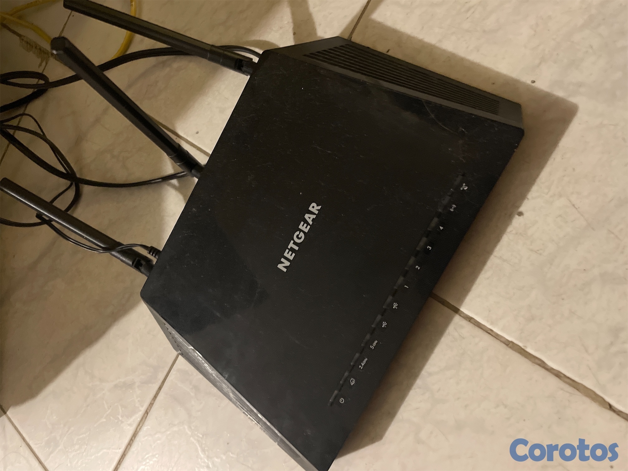 computadoras y laptops - Amplificador de señal de wifi marca NetGear muy poco uso 2