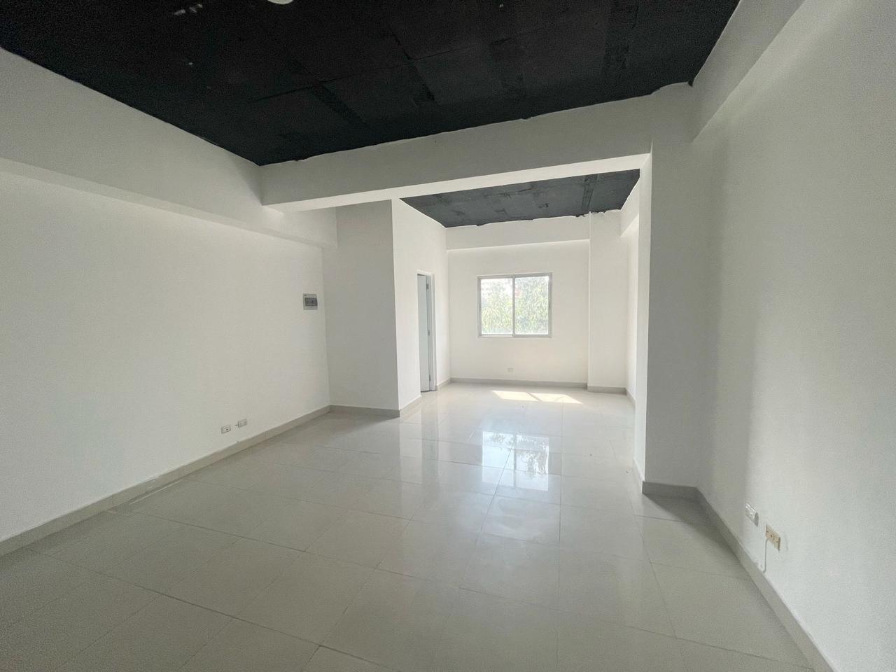 oficinas y locales comerciales - Local céntrico en Evaristo  1