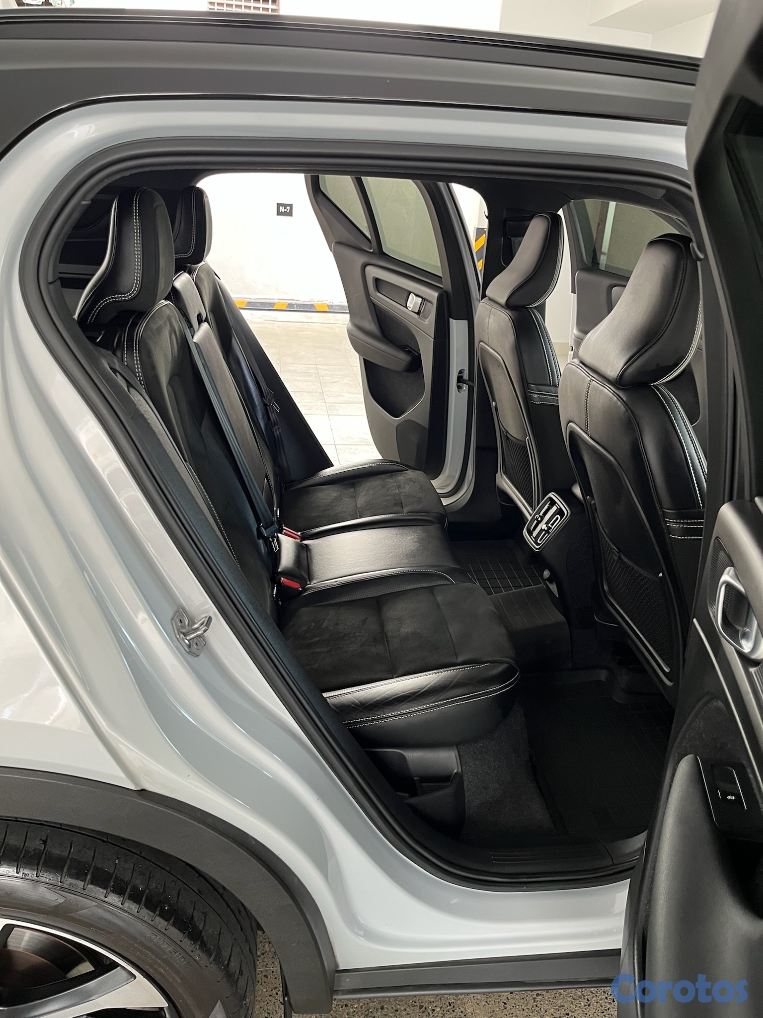 jeepetas y camionetas - Vendo Volvo XC40 T5 R-DESING 2020 5