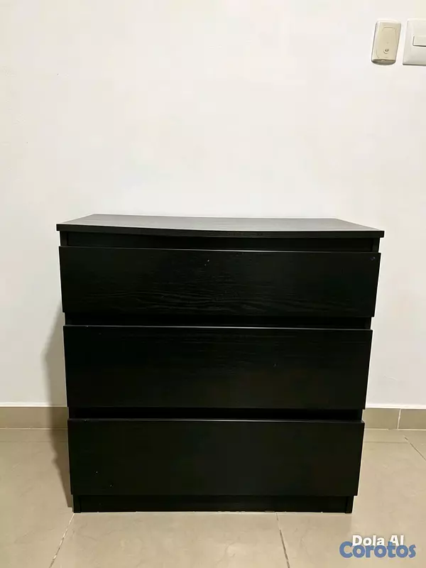 muebles y colchones - vendo dos gavetas 
uno de 3 gavetas y otro de 6 gavetas 2