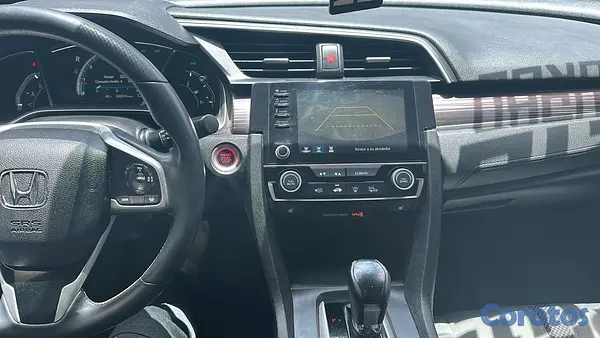 carros - Honda civic 2019 EX-T en perfectas condiciones 

Gomas nuevas 
Aire 10/10 
 7