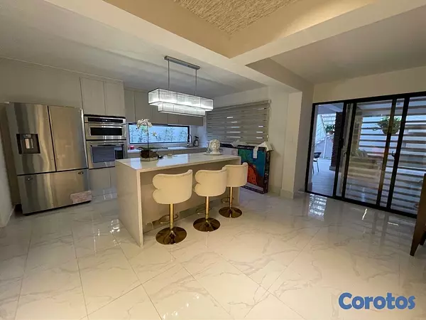 casas - Casa en los Restauradores  8