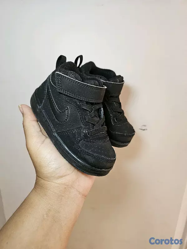 ropa y zapatos - para un príncipe  como nuevos  3