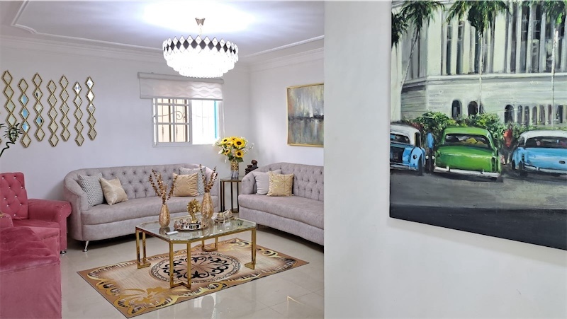 casas - CASA AMPLIA Y HERMOSA EN VENTA en el Embrujo. 2