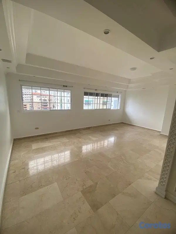 apartamentos - Venta de Espectacular penthouse de 378 m², de Dos Niveles – Bella Vista Sur 6