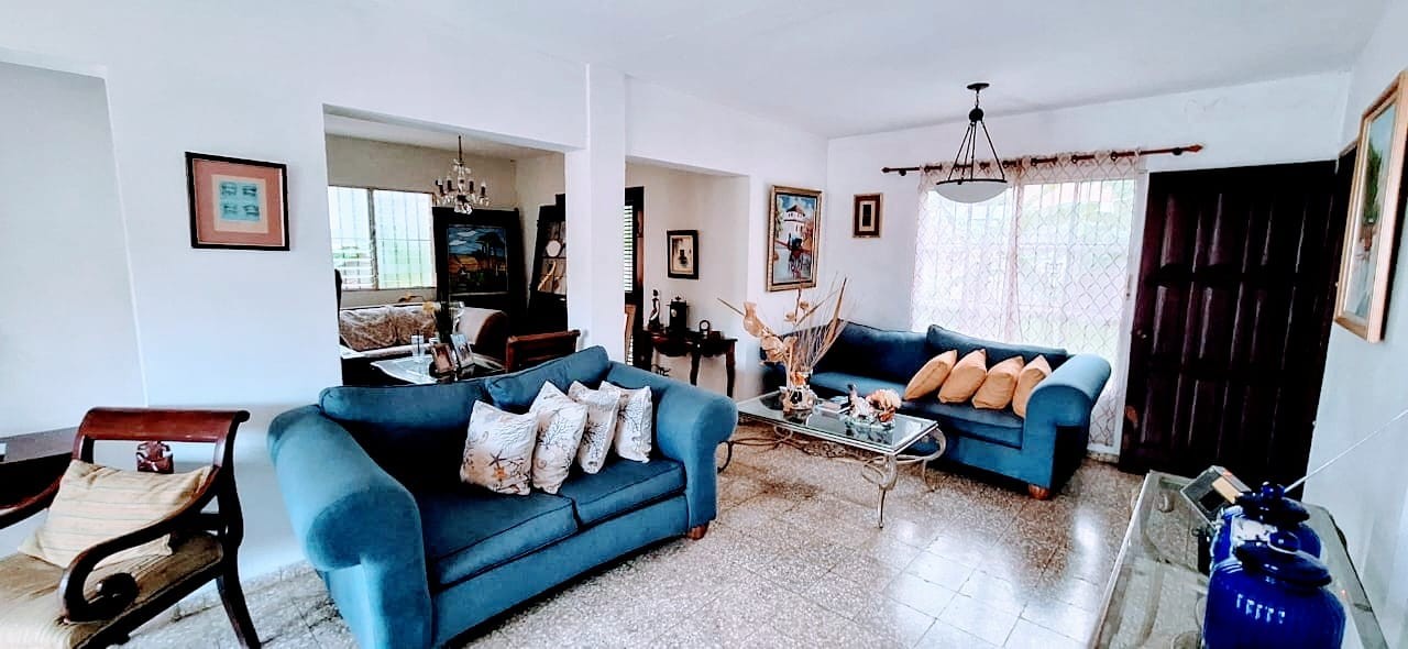 casas - Se vende una casa en la Castellana con 500Mts² de terreno. 5