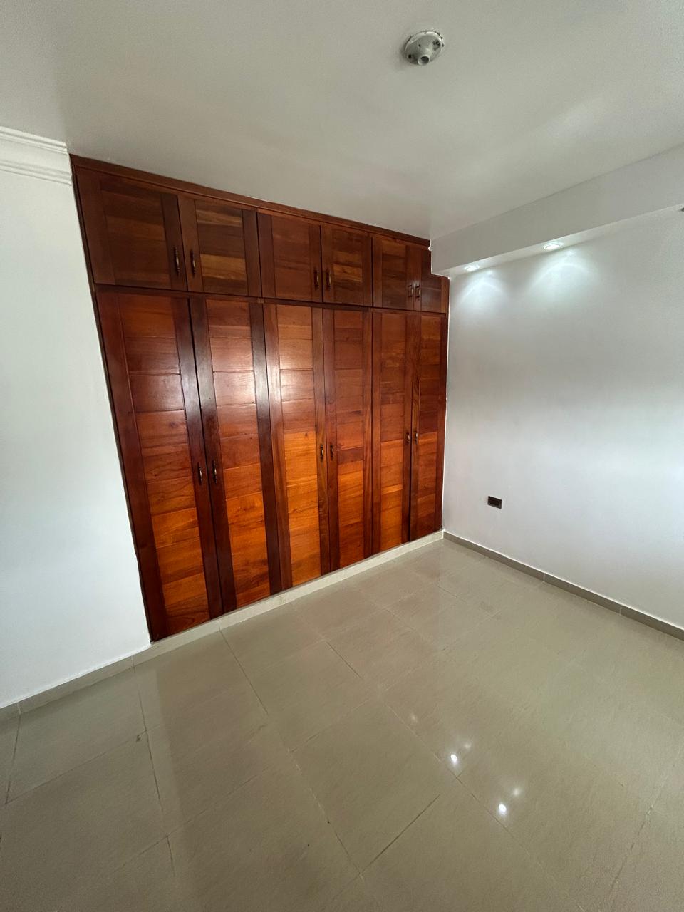apartamentos - Apartamento en venta en Evaristo Morales 5