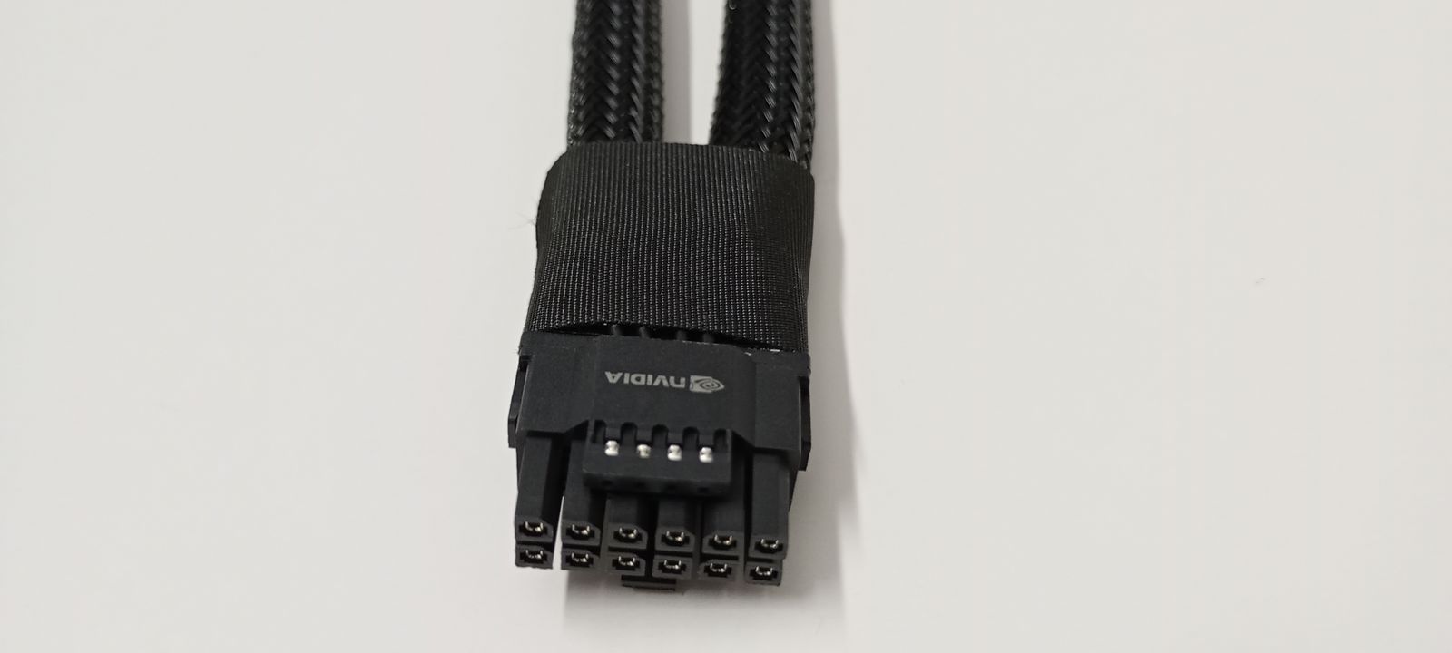 computadoras y laptops - Cable NVIDIA 2x Pci-e to 12VHPWR for RTX 5070 Ti 3