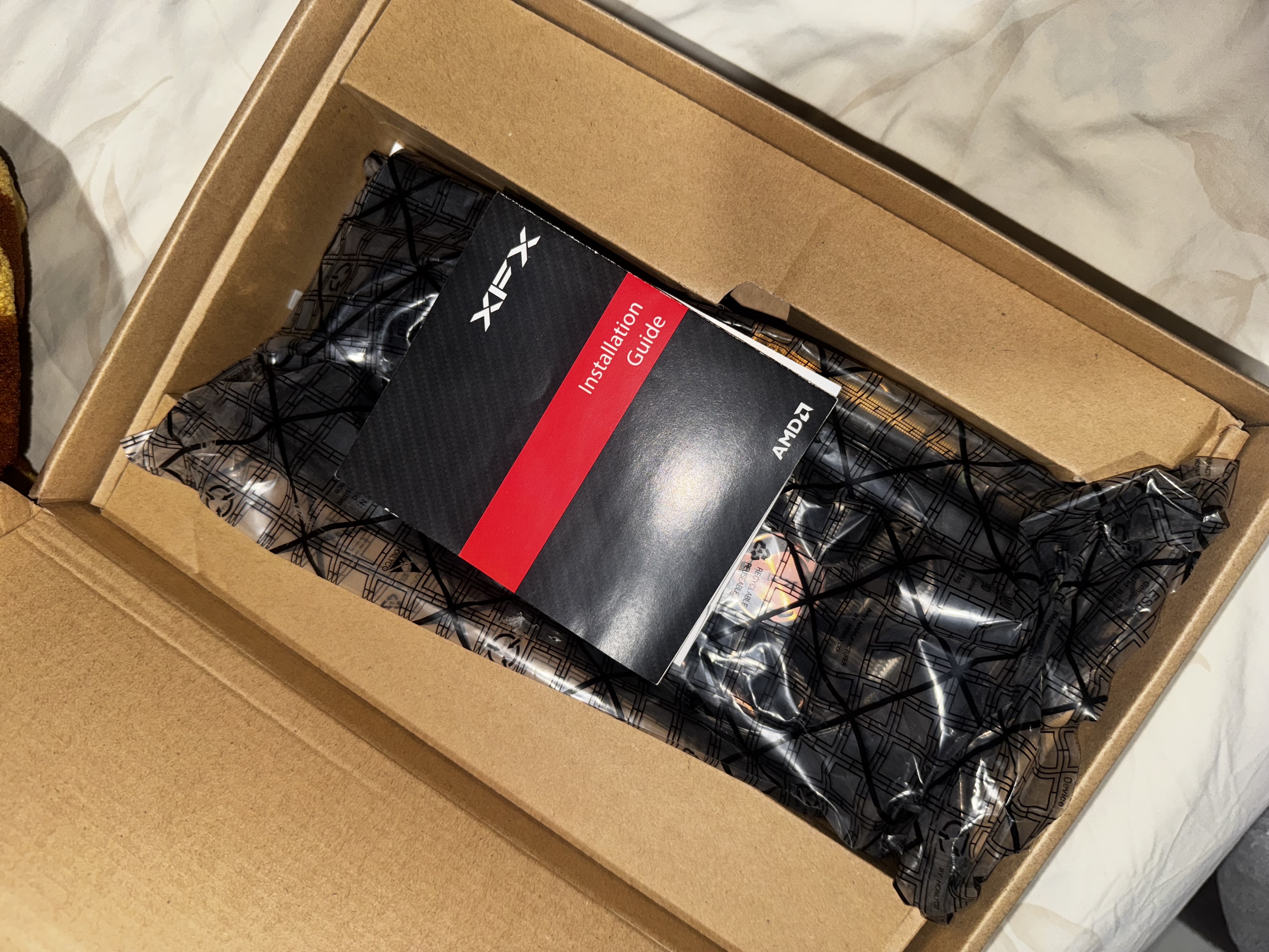 computadoras y laptops - TARJETA GRÁFICA RADEON RX 580 8GB DDR5 2
