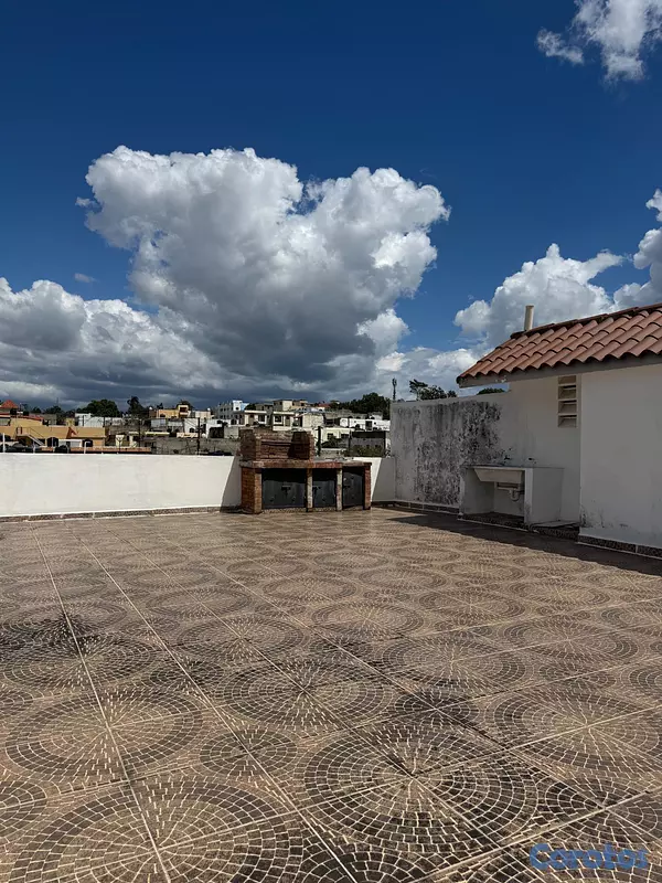 apartamentos - Edificio en Venta en Manoguayabo,  Santo Domingo O 8