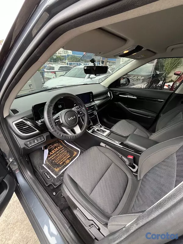 jeepetas y camionetas - Kia Seltos LX 2024
 4