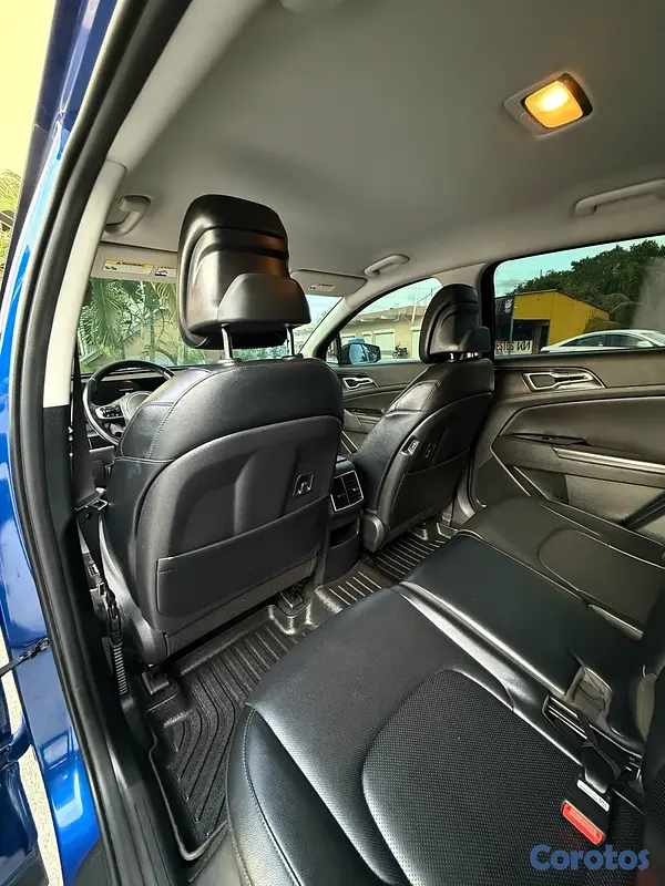 jeepetas y camionetas - Kia Sportage 2023 10