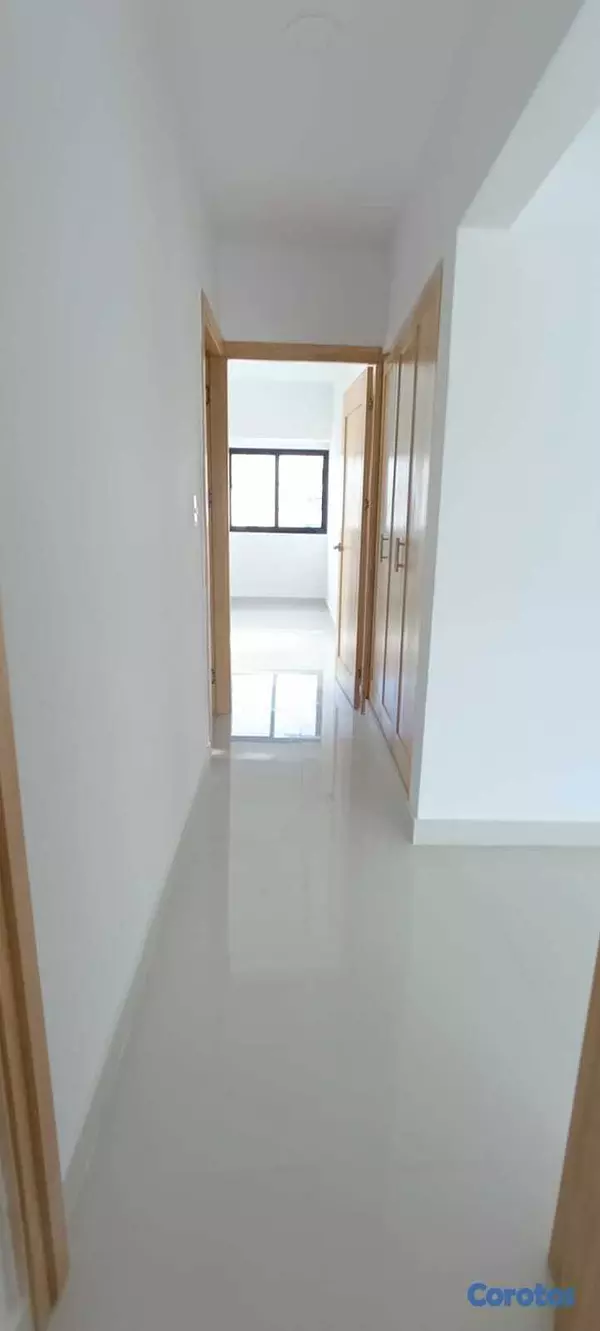 apartamentos - Hermoso Apartamento de 245MTS con Rooftop privado, Parqueo techado y servicio 8
