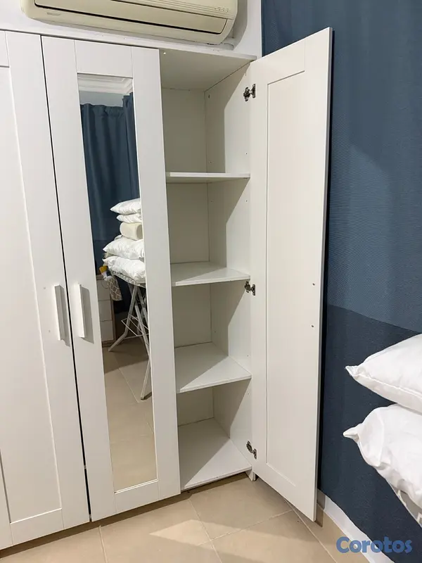 decoración y accesorios - Closet IKEA blanco con espejo – Buen estado 3