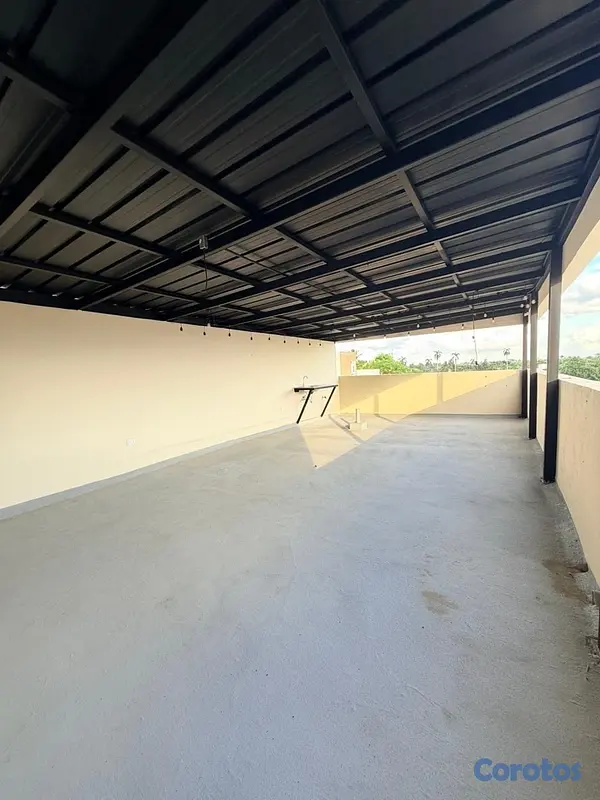 apartamentos - vendo en la vereda un 4 nivel con azotea Licey  7