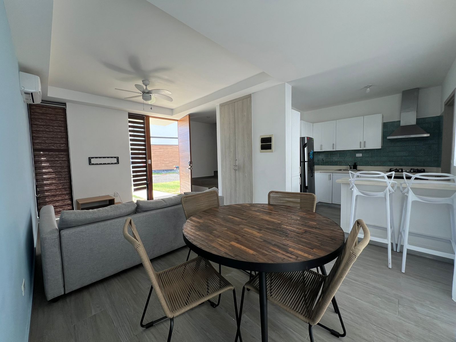 apartamentos - Renta TownHouse en WhiteSands  3