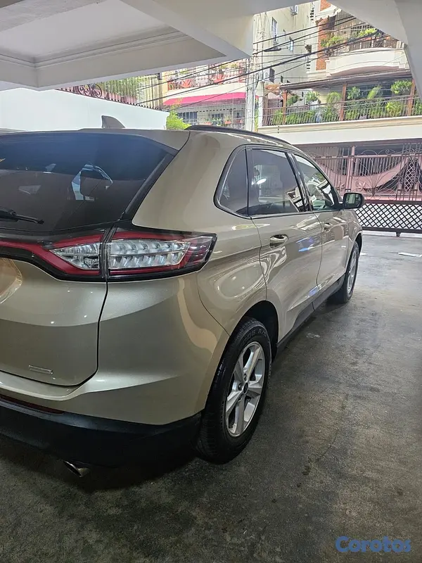 jeepetas y camionetas - Ford esge se 2018 3